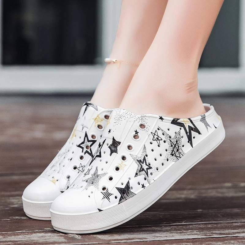 รองเท้าแตะแบบสวมส้นแบน ใส่ลุยน้ำกันลื่น ไม่กัดเท้า มี36-45 รุ่นNTเปิดส้น
