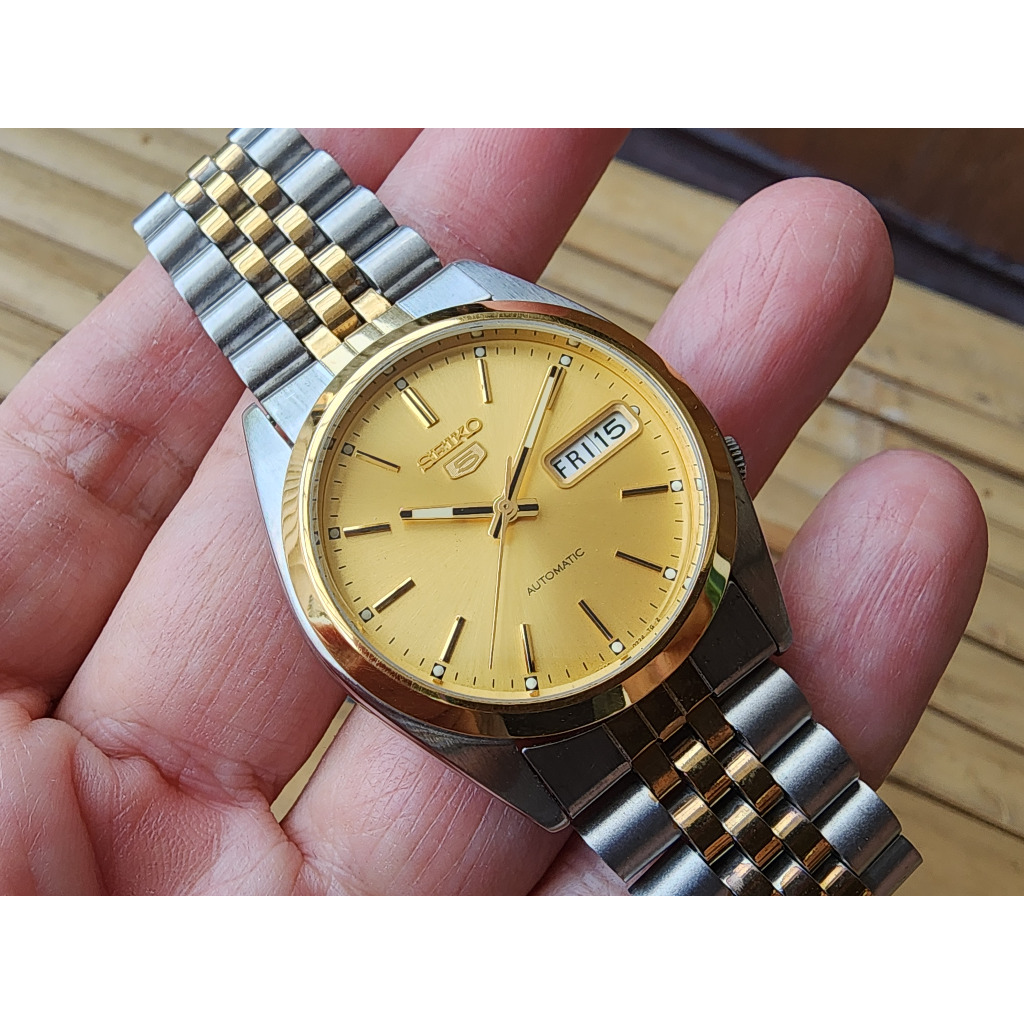 นาฬิกา Seiko Men's Watch Automatic 7S26 datejust Style หน้าทอง 2 กษัตริย์ see through case back