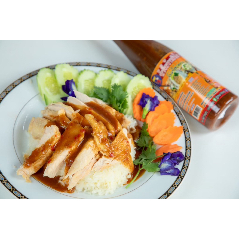 น้ำจิ้มข้าวมันไก่  ธ ธง 500 กรัม จิ้มได้ทั้งข้าวมันไก่และปลาลวกจิ้ม  สะดวกสุดๆ 1 ขวด 100 บาท