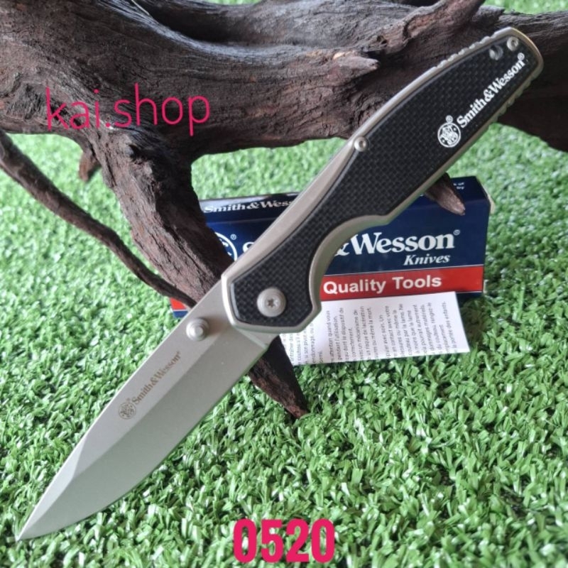 อุปกรณ์เดินป่า มีด มีดพก มีดพับ Smith&Wesson รุ่น 0520 ใบเลสด้ามดำ