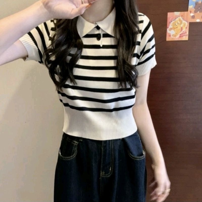 🍒One friday shop🍒ส่งต่อ เสื้อครอปมือสอง ไหมพรม (ใหม่เอี่ยม) จากร้าน vogue ฟรีไซส์