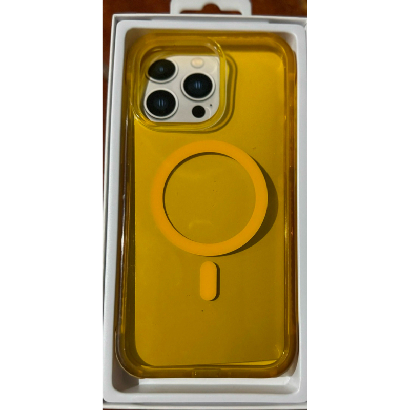 Prodigee case for iphone 15 promax มือสอง สีเหลือง สภาพ 95%