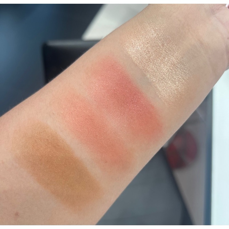 ป้ายไทย Hourglass Ambient Lighting Palette Golden Rose Edit. ราคา ถูกที่สุด ดีลบีเคเค แกลเลอรีภาพที่ 5
