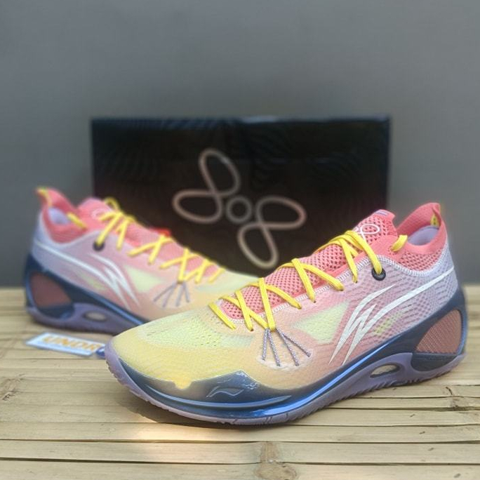 UNDER2KBASKETBALL : รองเท้าบาส Li-Ning Way of Wade 808 3 ultra V2 ของแท้ มือหนึ่ง รองเท้าบาสเกตบอล ส