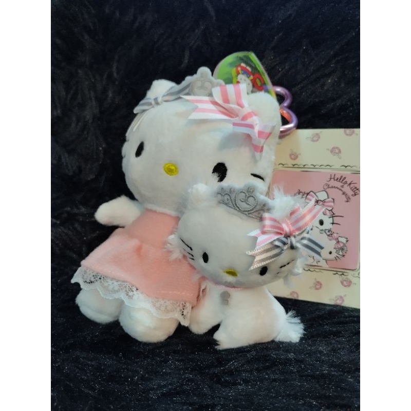 ตุ๊กตาพวงกุญแจ Hello Kitty Charmmy Kitty 50th Anniversary ลิขสิทธิ์แท้ป้ายห้อย