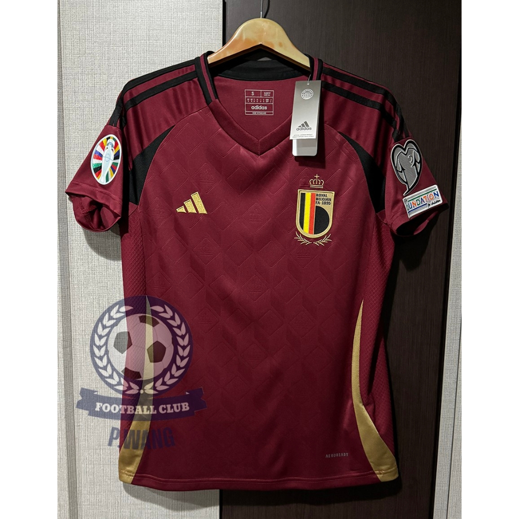 New!! เสื้อฟุตบอล ทีมชาติ เบลเยี่ยม Home ชุดเหย้า ยูโร 2024  [ 3A ] เกรดแฟนบอล เสื้อเปล่าพร้อมอาร์ม ยูโร2ข้างตรงต้นฉบับ