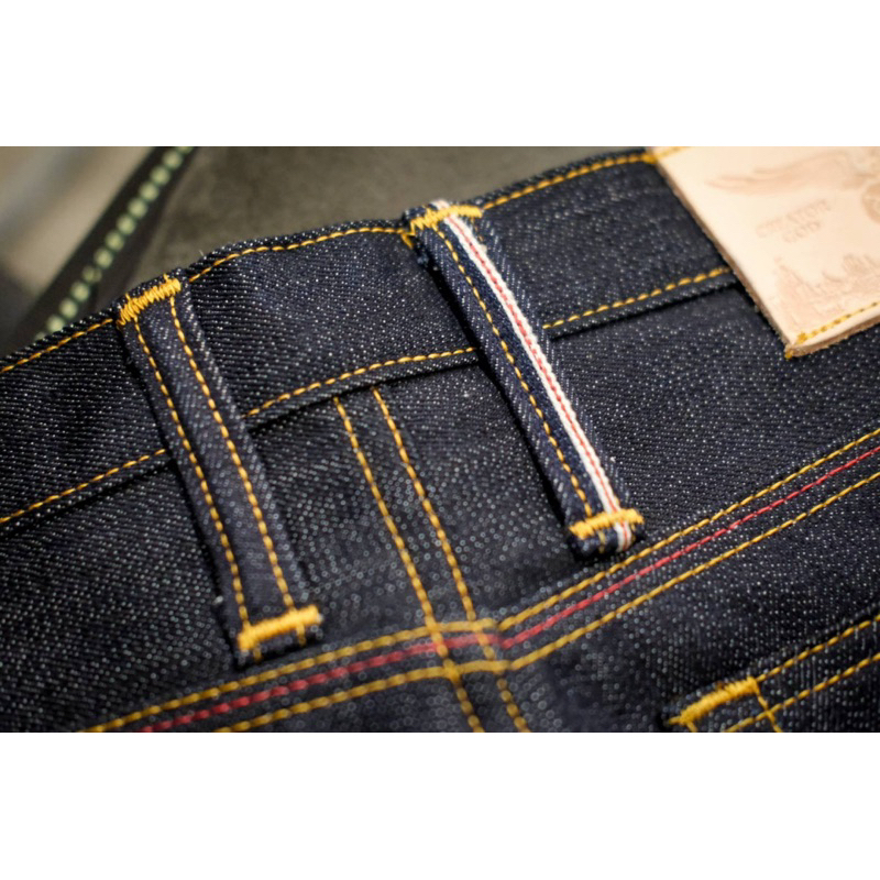 𝐅𝐔𝐓𝐇𝐀𝐑𝐊 𝐃𝐄𝐍𝐈𝐌 𝐋𝐨𝐭 𝐂𝐑𝐄𝐀𝐓𝐎𝐑 𝟏𝟔 𝐨𝐳. 𝐒𝐥𝐢𝐦𝐟𝐢𝐭 กางเกงยีนส์ผู้ชายทรงกระบอกเล็กผ้าดิบริมแดง สินค้าลิขสิทธิ์แท้ - รูปที่ 6