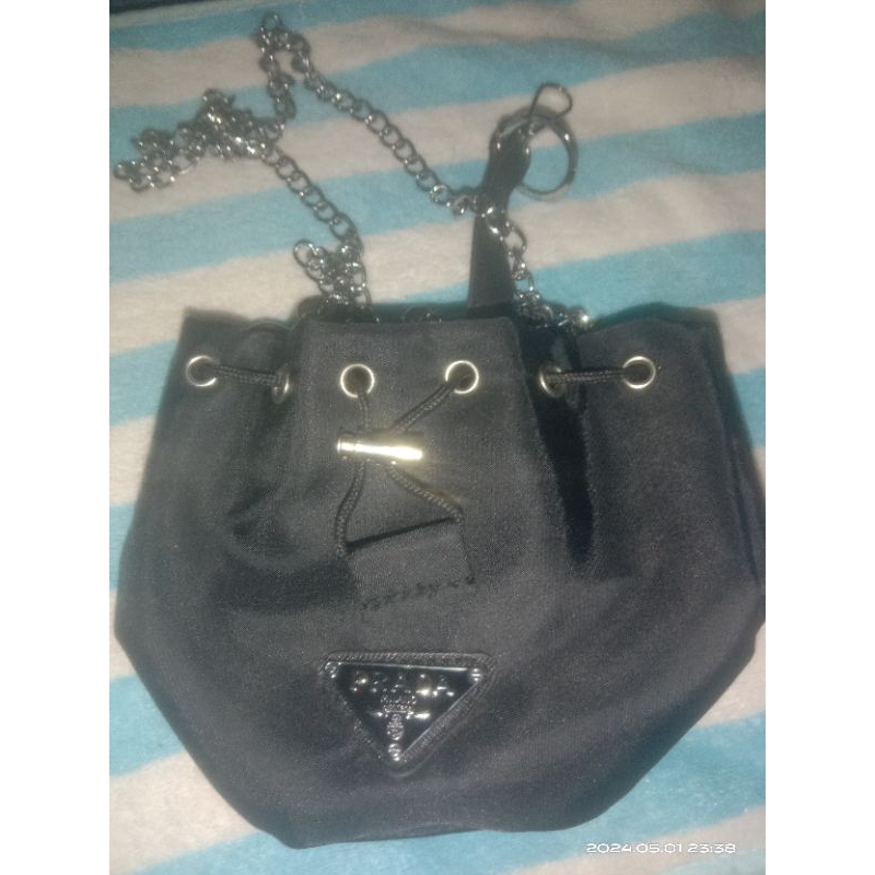 กระเป๋า Prada กระเป๋าสะพายข้าง