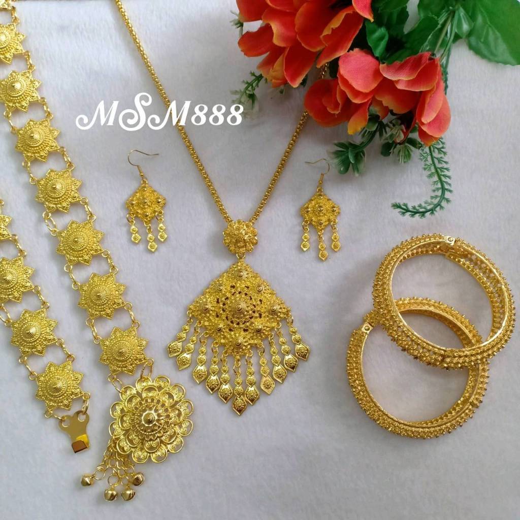 ชุดเซ็ทเครื่องประดับชุดไทยสีทอง set 5 ชิ้น เครื่องประดับล้านนา รหัสMSM002