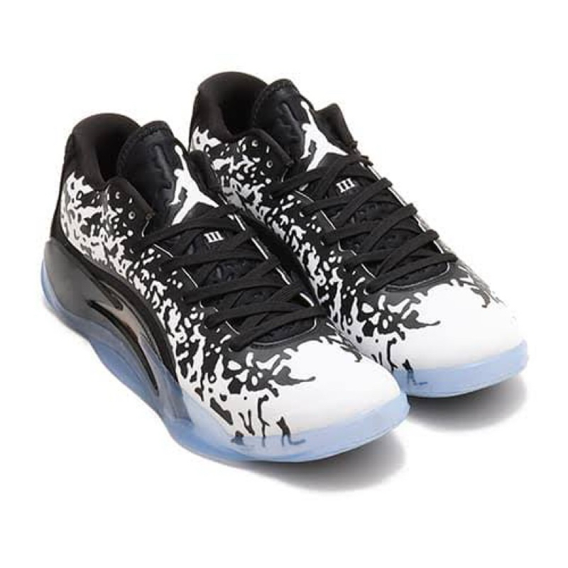 (ของแท้) รองเท้าบาส Zion3