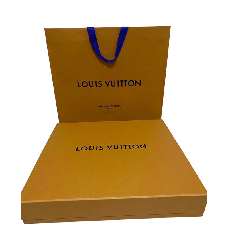 กล่องกระเป๋าLV neverfullแท้มือสองสภาพสวย