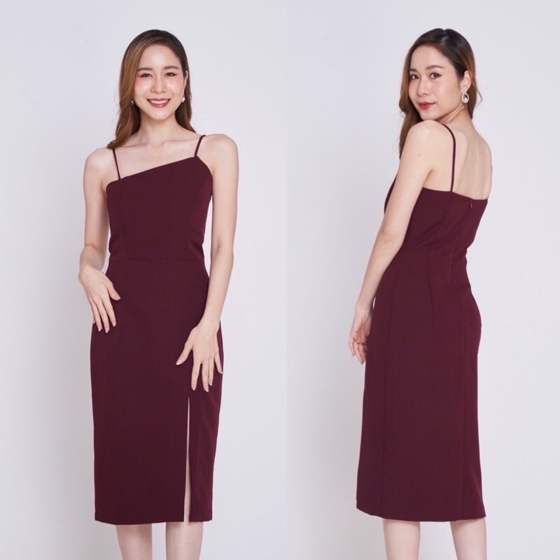 Her collection Andria ชุดออกงาน