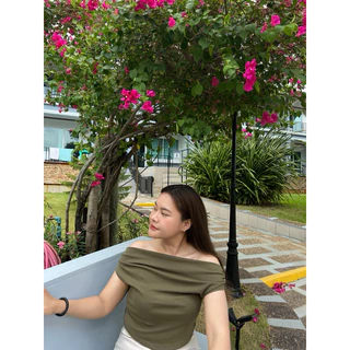 Malin 🤎🪡 เสื้อปาดไหล่เอวสับสาวอวบ