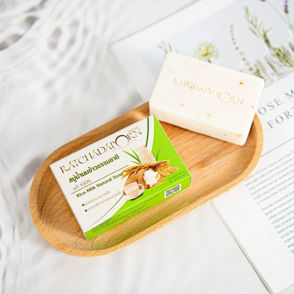 สบู่น้ำนมข้าวธรรมชาติแท้ 100% สบู่รัชดาพร By K.M. บอกลาสิวและความหมองคล้ำ ผิวสะอาดใส ขนาด 140 กรัม[ฟรี++สบู่ขนาดทดลอง]