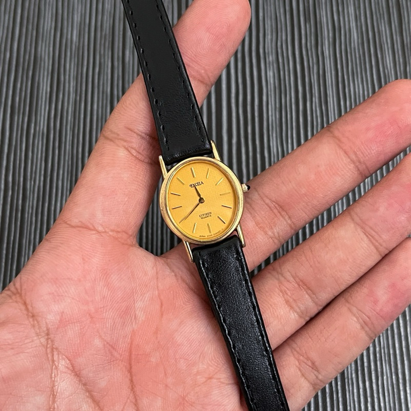 นาฬิกา Citizen Vintage ( Lady ) นาฬิกาวินเทจ ของแท้มือสองจากญี่ปุ่น