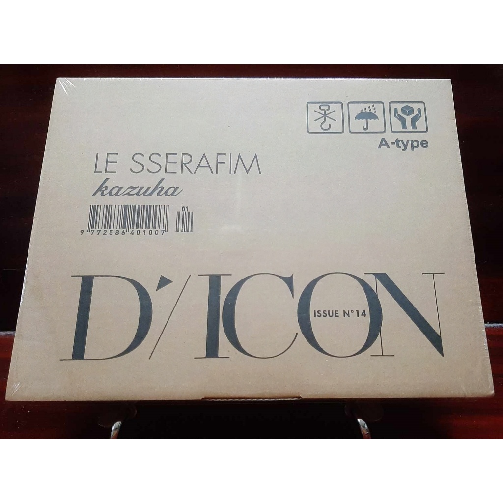 โฟโต้บุ๊ค DICON LE SSERAFIM PURENESS A-type (KAZUHA)