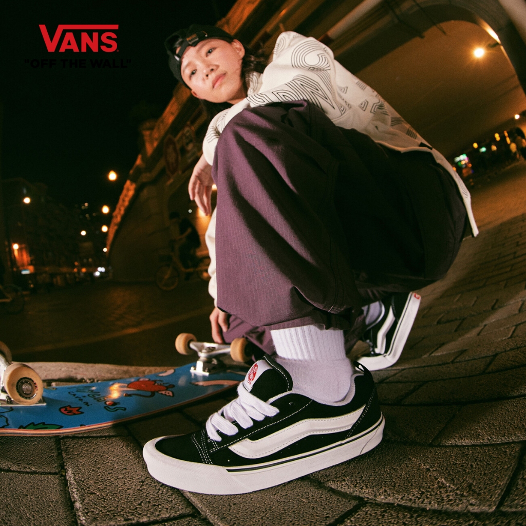 VANS KNU SKOOL - BLACK/TRUE WHITE รองเท้าผ้าใบ ชาย หญิง