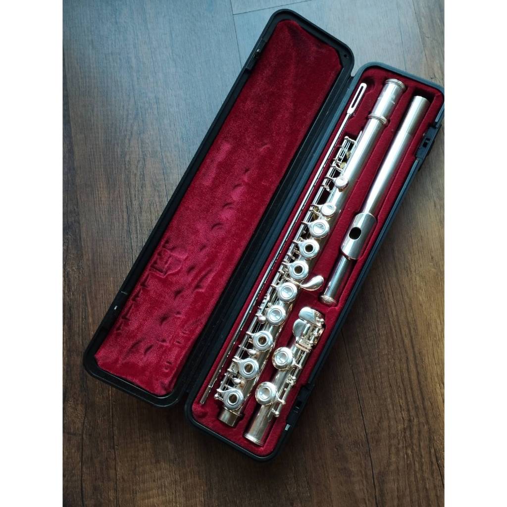 Flute Yamaha YFL-281S Open Hole In-Line