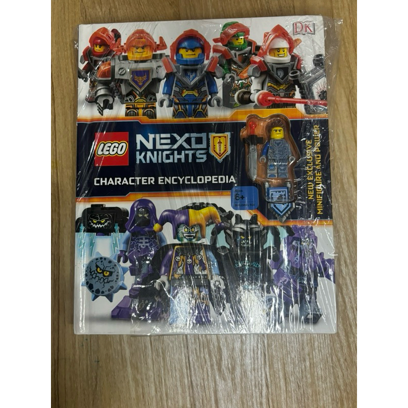 LEGO : NEXO Knights Character Encyclopedia 98%