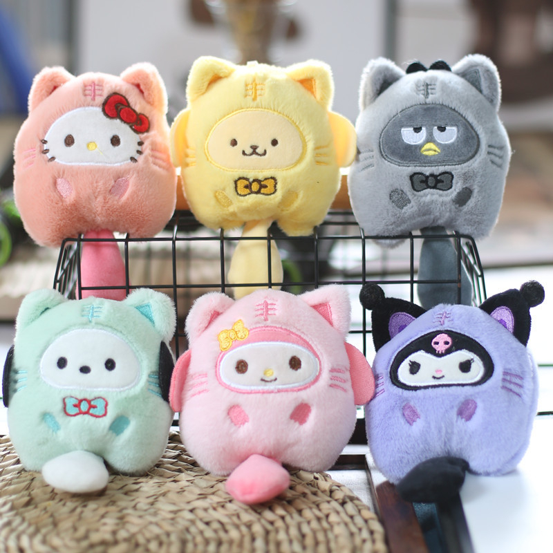 sanrio พวงกุญแจ จี้ตุ๊กตาการ์ตูนสัตว์ kuromi melody ลายการ์ตูนน่ารัก ขนนิ่ม สั้น เครื่องประดับ สําหรับห้อยกระเป๋า ของขวั