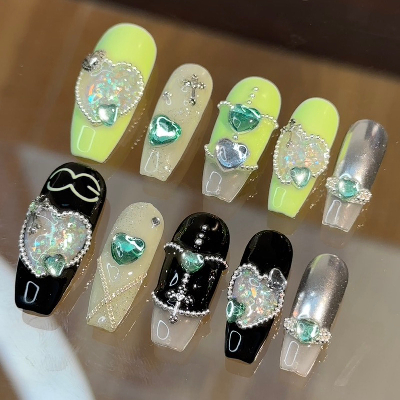 เล็บปลอม pvc nails 69 ( ถ่ายรูปจากงานจริงทุกชิ้น )
