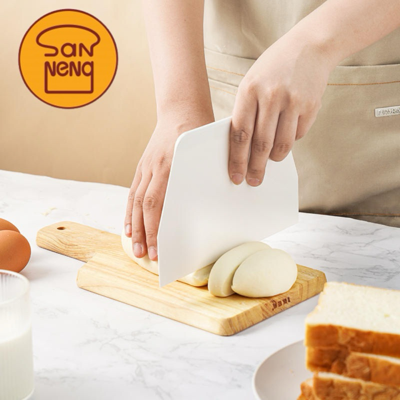 ที่ตัดโดว์ Plastic Dough Scraper Sanneng SN4051/ SN4052
