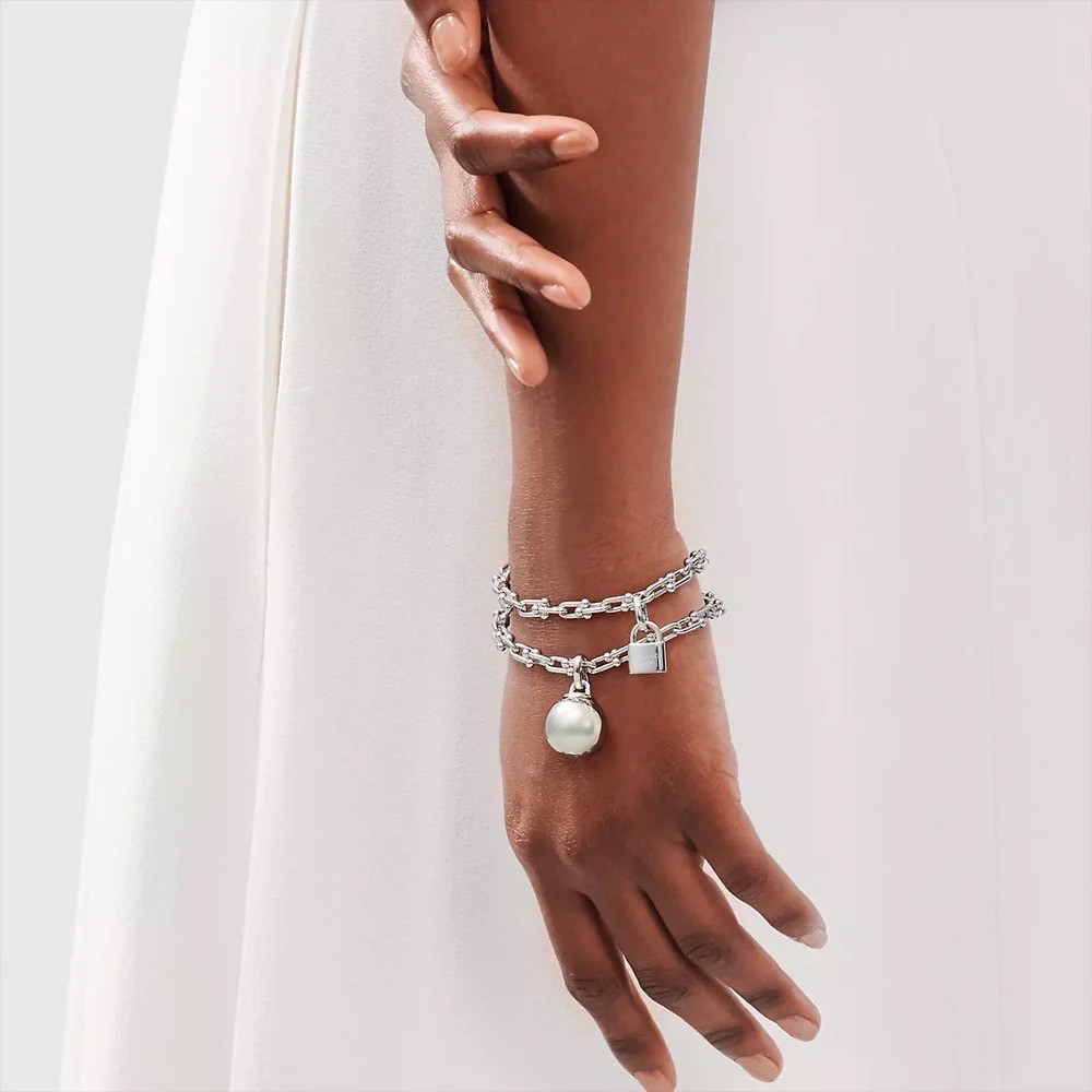 สร้อยข้อมือTiffany &amp; Co Tiffany HardWear Small Wrap Bracelet in Sterling Silver พร้อมส่ง สร้อยข้อมือ งานดีสุด