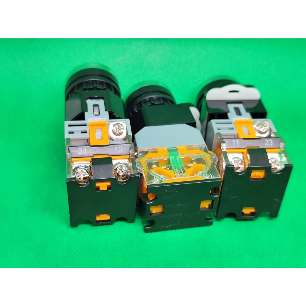 รับประกัน สวิทช์ปุ่มกด มีไฟ 22 มม กดติดปล่อยดับปุ่มกดLight LA38-11D/11DS Latching 22มม.220VAC ไฟLED 