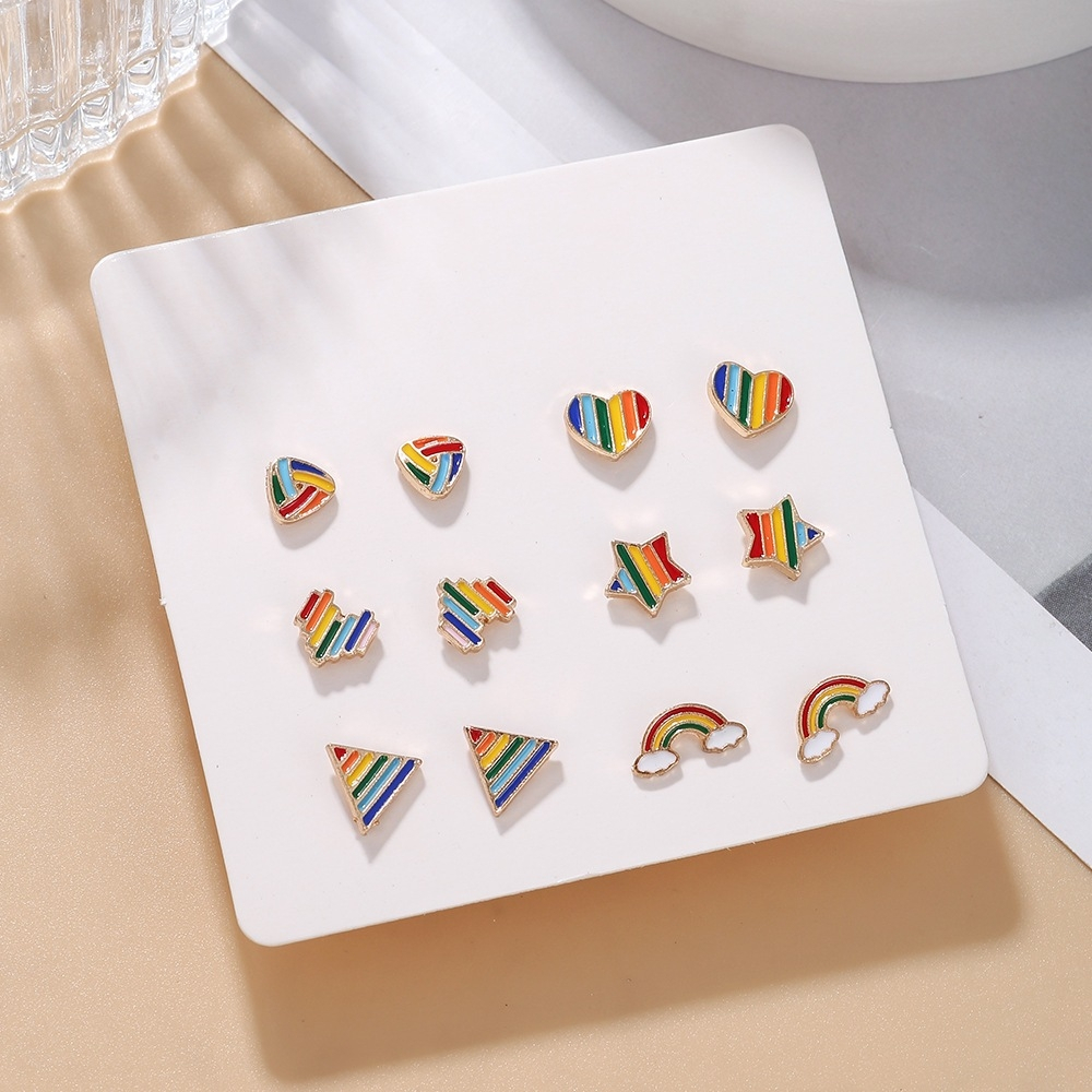ต่างหูแป้น หัวใจ ดาว ต่างหู ตุ้มหู ต่างหูสีรุ้ง หลากสี สีรุ้ง เรนโบว์ Rainbow LGBT Pride Heart Stud Earring Earrings