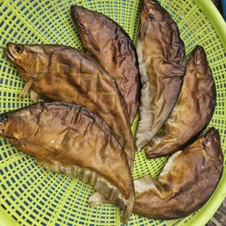 ปลาฉลาด ย่างรมควัน ริมเขื่อน ใหม่ๆจากเตา ไชด์ ขนาด 15-20ตัว/…