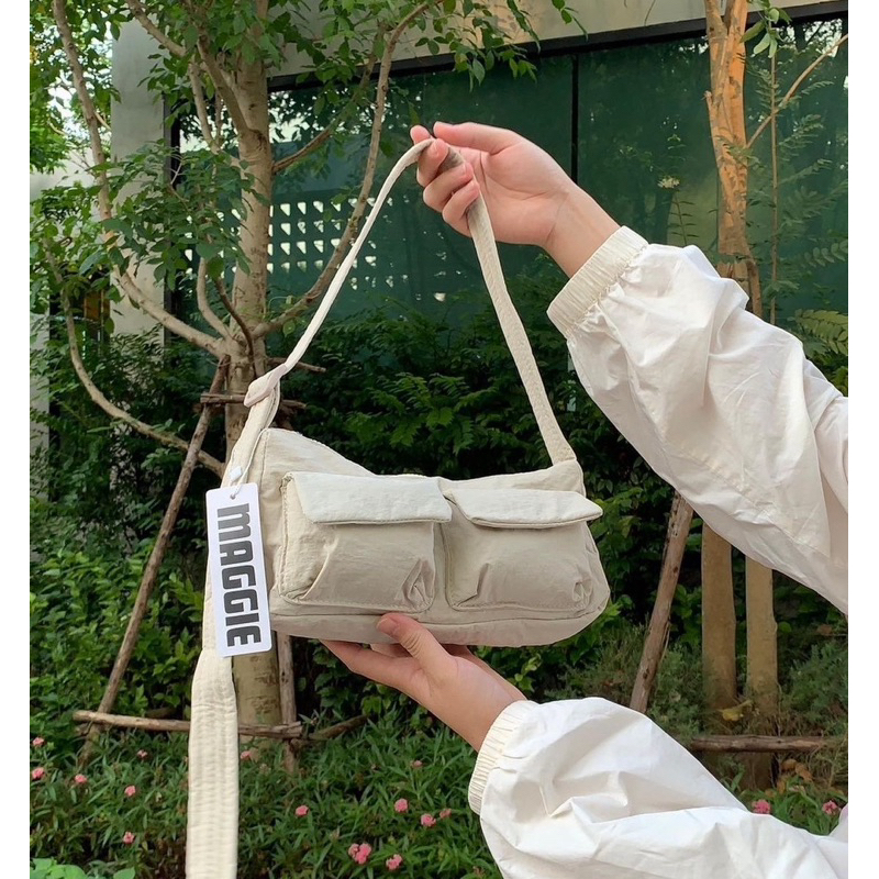 พร้อมส่ง Maggie -รุ่น Pocket bag กระเป๋าสะพายไหล่ผ้าไนลอน กระเป๋าสะพาย กระเป๋าครอสบอดี้