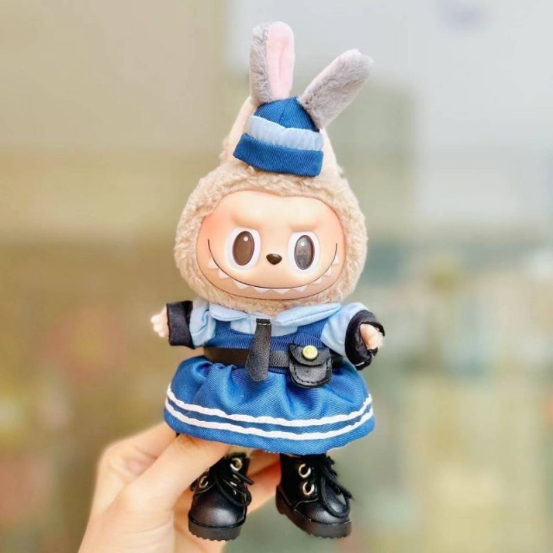 ชุดกระโปรง + กิ๊ฟหูกระต่าย (ไม่รวมรองเท้า) ราคาชุดละ 289 บาท