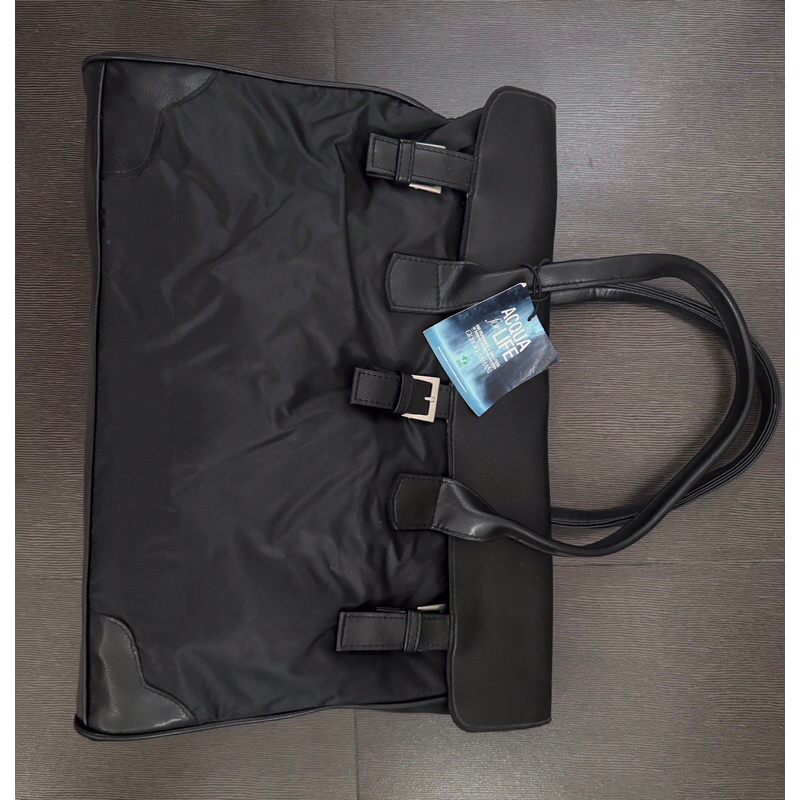 กระเป๋า Nylon Messenger Bag หนังแท้/ไนลอน