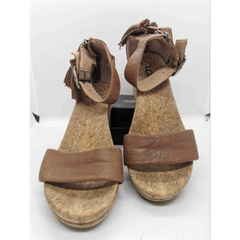 รองเท้าแบรนด์แท้ UGG