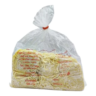 บะหมี่ไข่ แผ่นเกี๊ยว อย่างดี ตรา ไก่ ขนาด 500 กรัม (10 ก้อน)