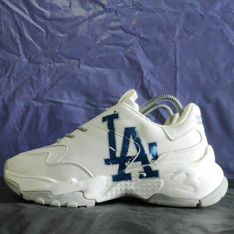 รองเท้า MLB (LA) มือสอง Size 42.5/27 cm.