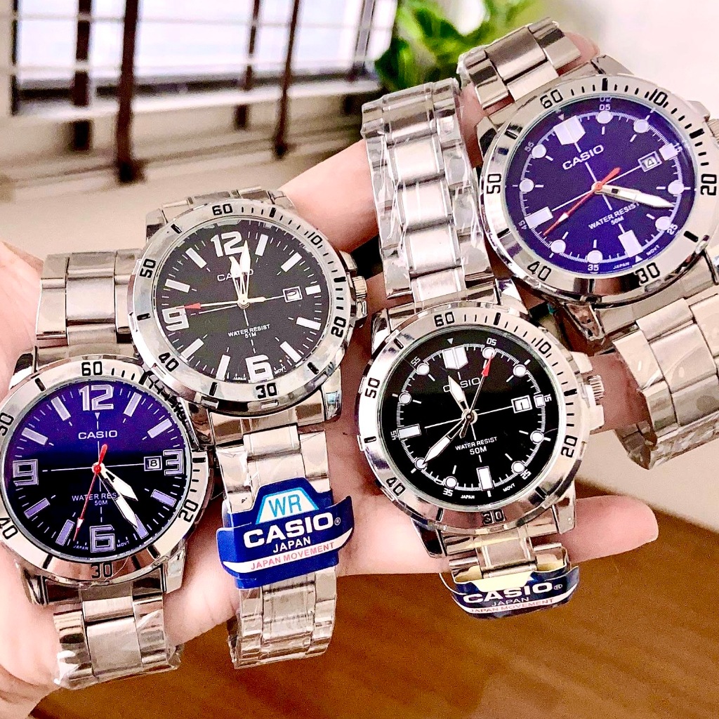 นาฬิกา ผู้ชาย Casio สายเเสตนเลส  มีวันทีใช้งานได้จิง  มีหลายสีหลายเเบบ ตั้งเวลาให้ฟรีกล่องกระดาษ