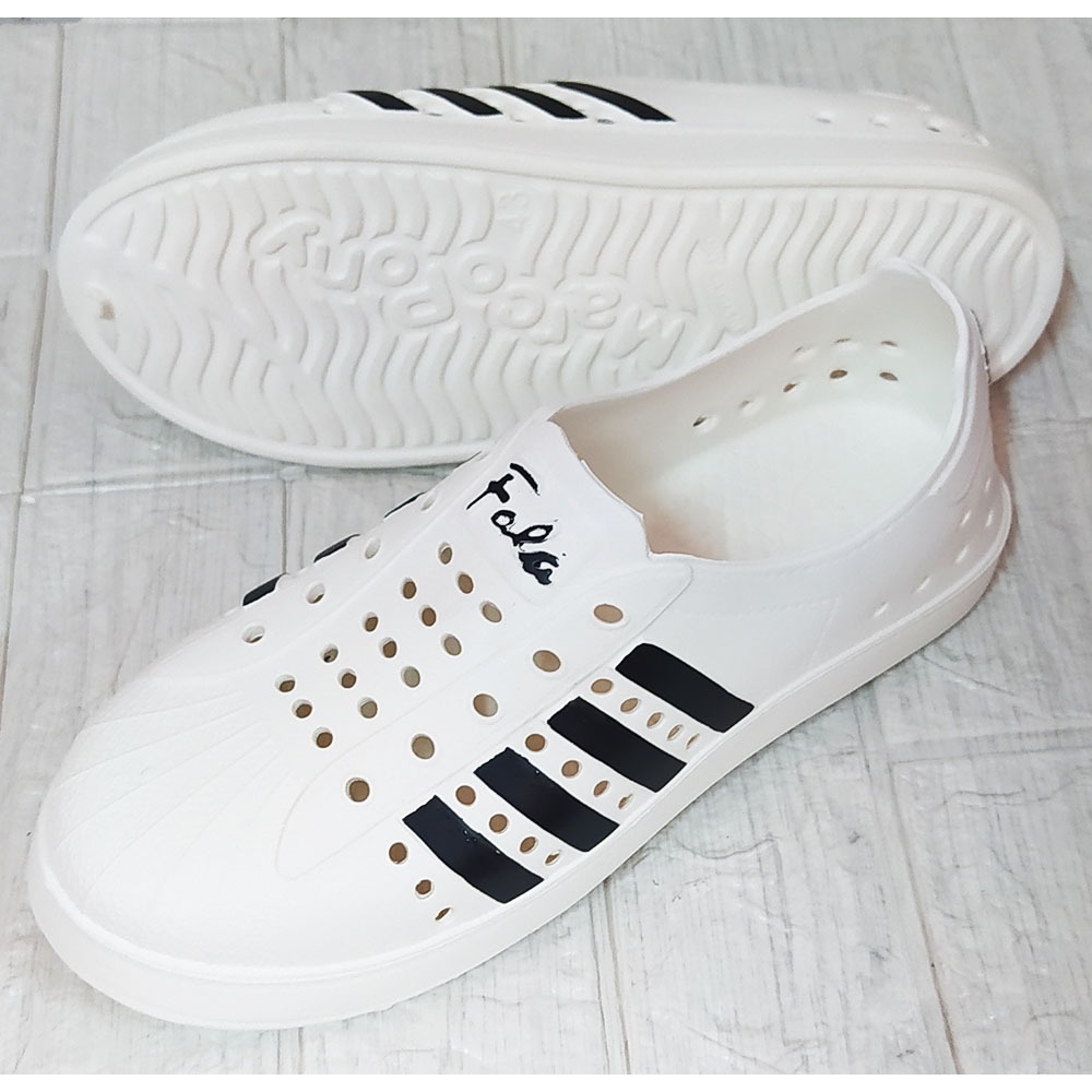 รองเท้าสวมหุ้มส้นคัทชูไฟล่อนหญิง-ชาย เบอร์ 39-44 ราคาถูกคู่ละ 60 บาท คัทชูสวมไฟล่อนหญิงขาว