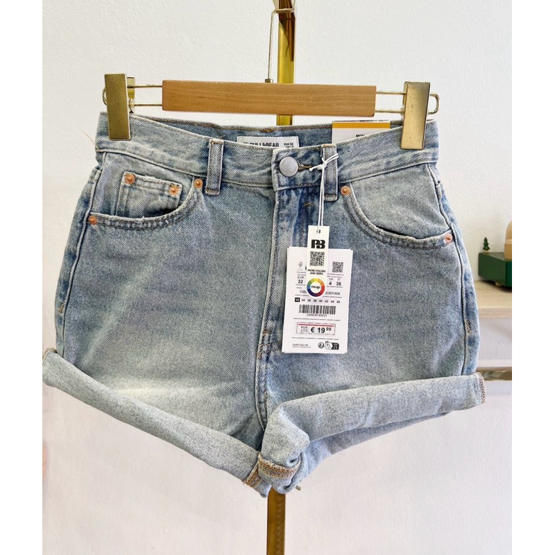 กางเกงยีนส์ pull and bear 🐻 ใหม่ห้อยป้าย