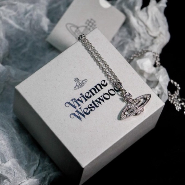 Vivienne Westwood Mini Bas Relief Pendant (สร้อยคอ)