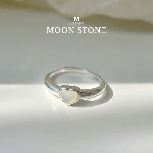 MEET💕แหวนเงิน Moon stone แหวนสวยๆ แหวนเงินสวยๆ แหวนมงคล แหวนแฟชั่น แหวนแท้ เซตแหวน แหวนผู้หญิง