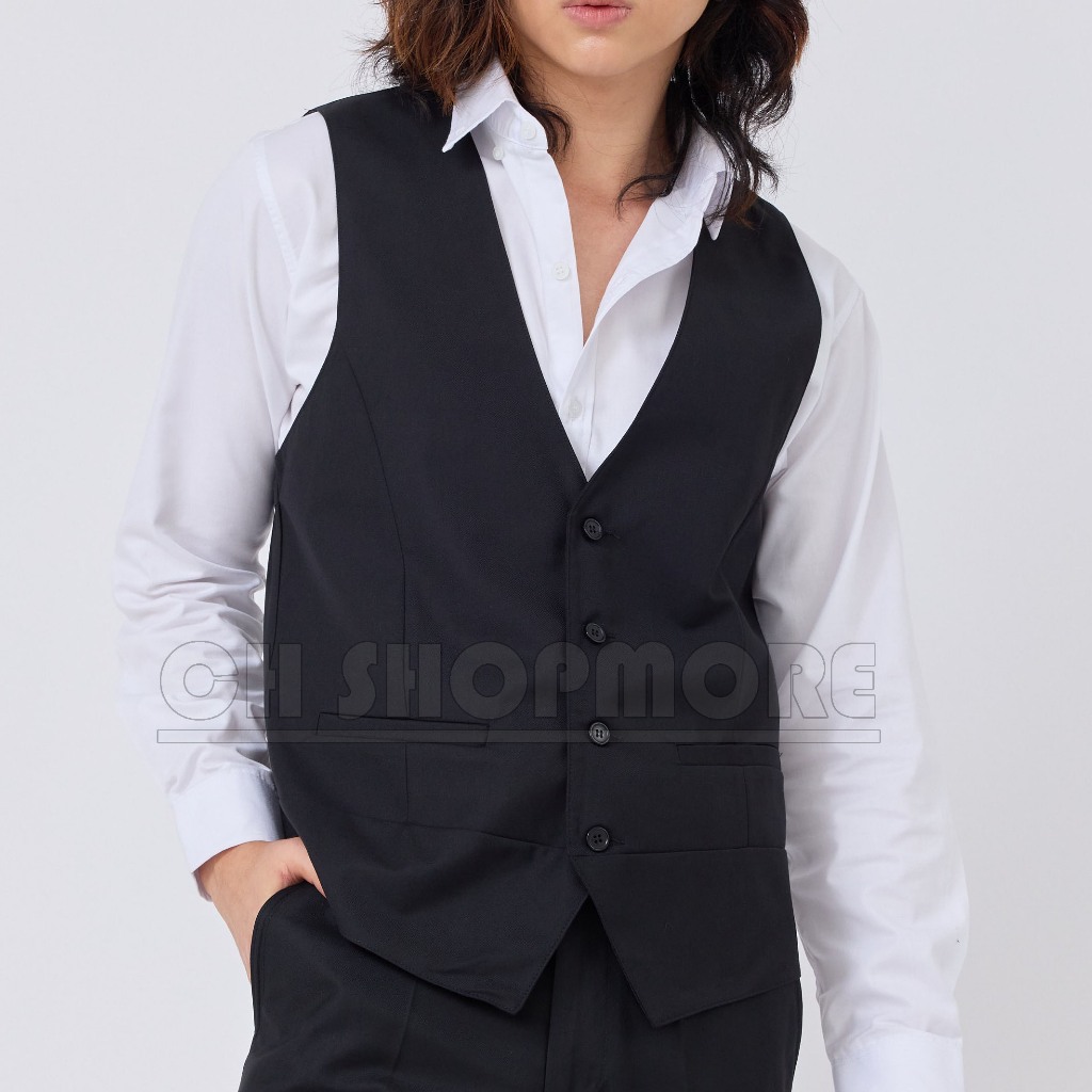 (ถามขนาดเสื้อทักINBOX)เสื้อกั๊กสีดำทรงเข้ารูปมีบริการหลังการขาย คนไทยขายคุยรู้เรื่องส่งของทุกวัน