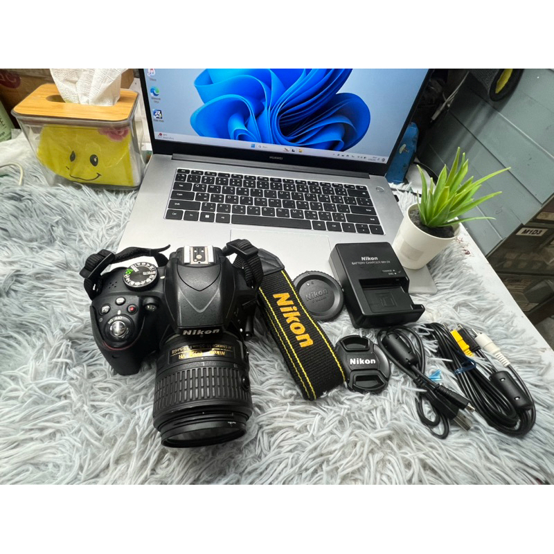 กล้องถ่ายรูป Nikon D3300 พร้อมเลนส์18-55mm มือสองสภาพสวย