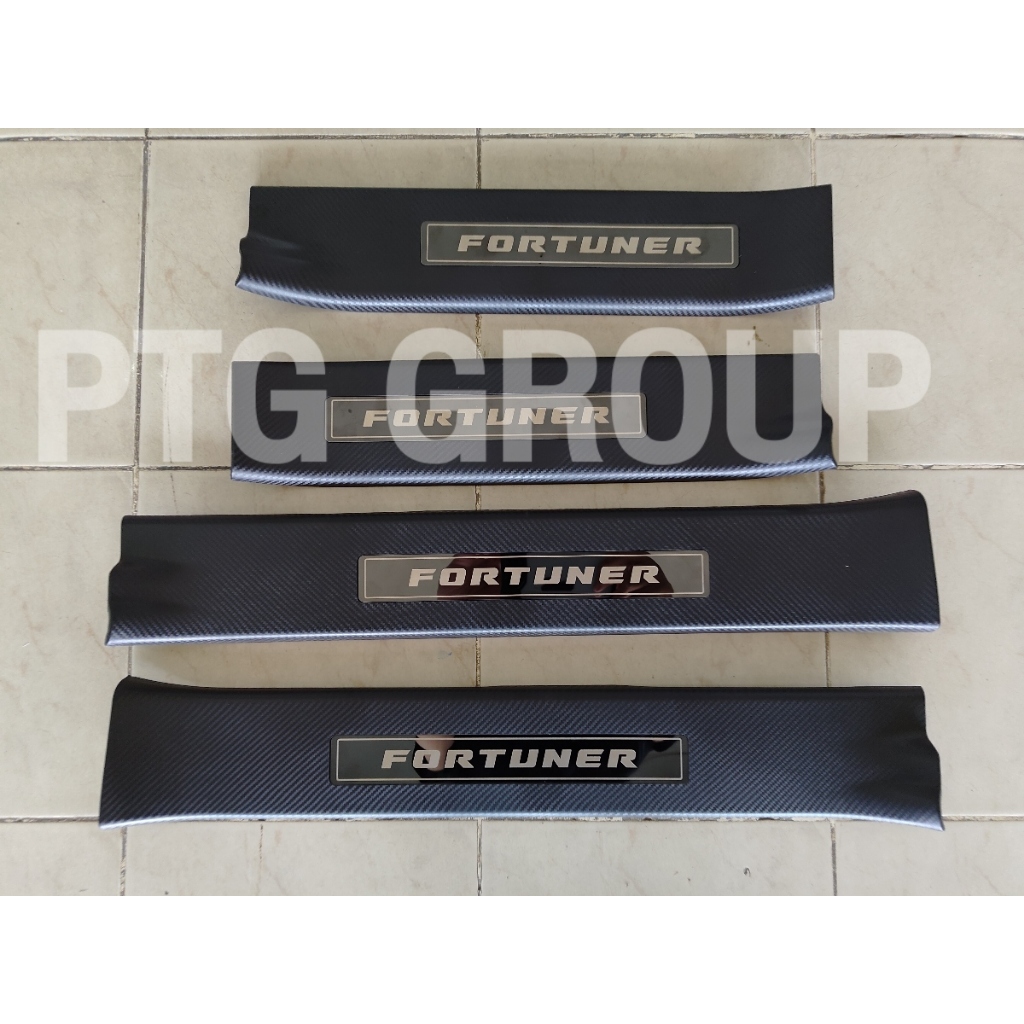 SCRUPLATE ชายบันได FORTUNER 2015 2020 2024 นอก/ใน KEVLARด้าน *พร้อมส่งจากไทย*