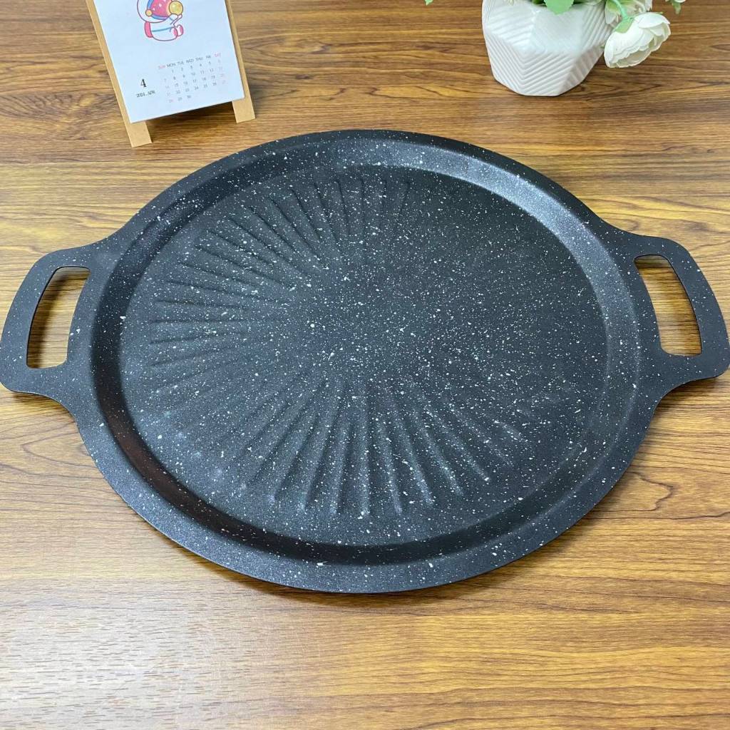 กระทะปิ้งย่าง ทรงแบนขอบยก แบบบาง เคลือบNon-Stick มี2ขนาด 34ซม.และ29ซม.