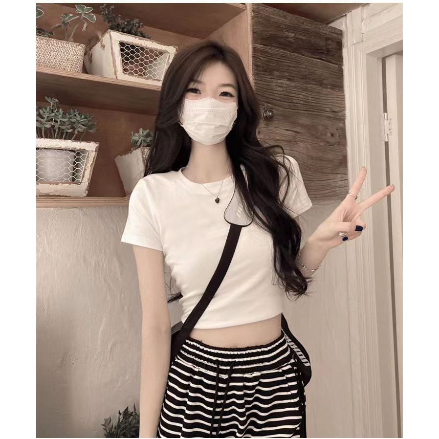 เสื้อครอปสาวอวบผู้หญิงที่กําลังฮิต oversize รูปที่ 3