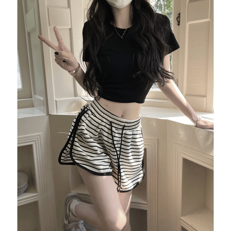 เสื้อครอปสาวอวบผู้หญิงที่กําลังฮิต oversize รูปที่ 4
