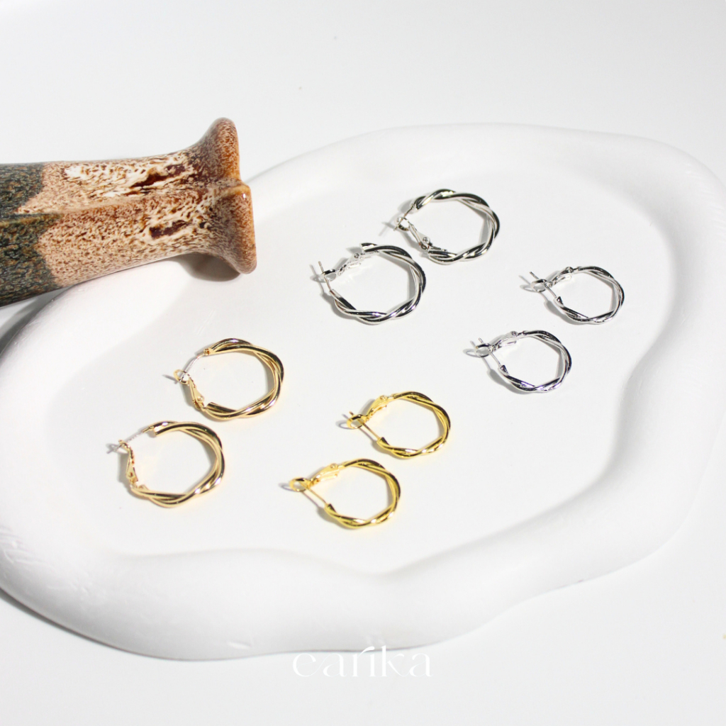 earika.earrings - big twisted hoop ต่างหูห่วงเกลียวก้านเงินแท้ (มีให้เลือกสองสี) เหมาะสำหรับคนแพ้ง่าย