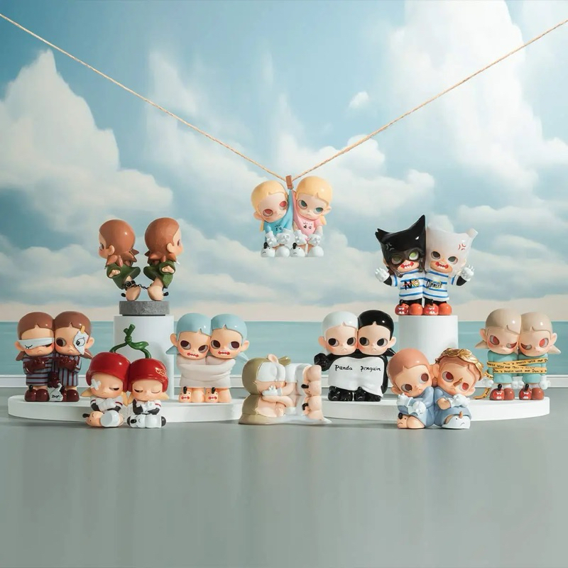 พร้อมส่ง แบบเช็คการ์ด ไม่แกะตัว Zsiga Twins Series Figures : Pop Mart แท้