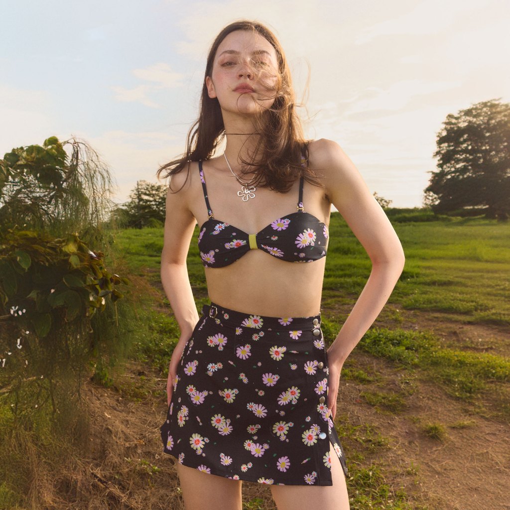 APRILPOOLDAY FIONA WRAP SKIRT IN DAISIES